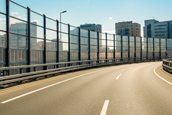 Шумоизоляционные экраны из монолитного поликарбоната